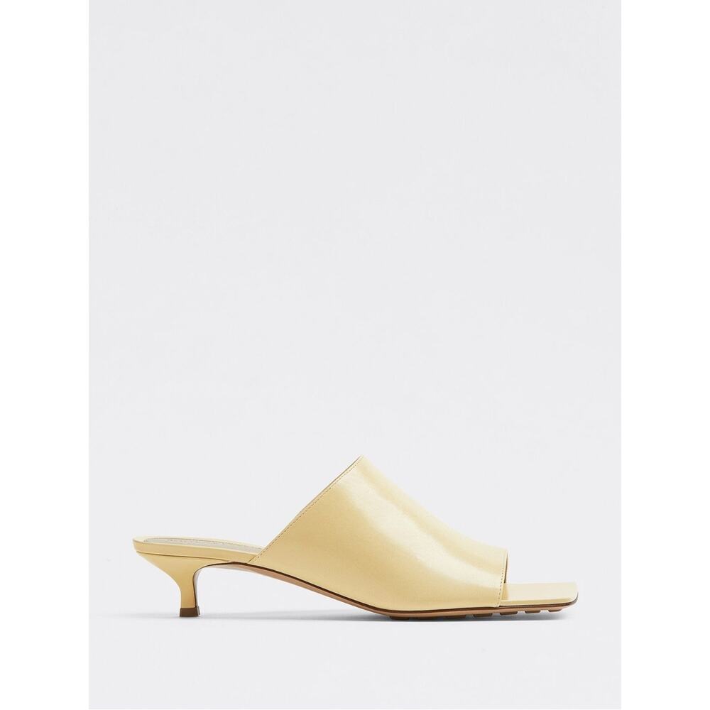 Bottega Veneta Women's baby yellow Slide mules kitten heels 37.5